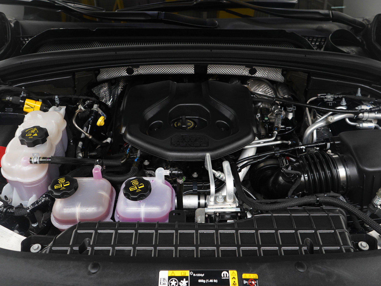 Used 2023 Jeep Grand Cherokee 30th Anniversary image 32