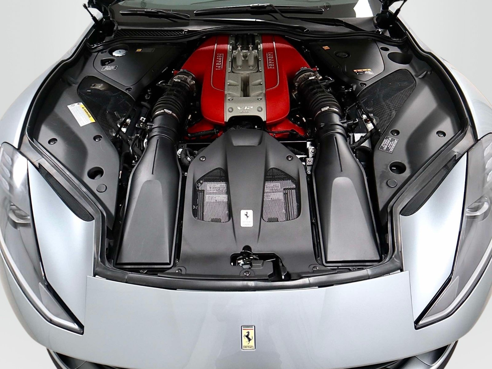 Certified 2019 Ferrari 812 Superfast RWD image 10