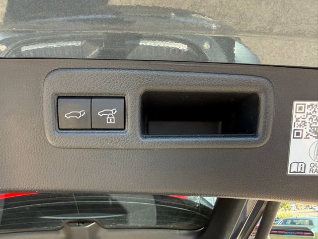 Used 2021 Toyota Venza Limited w/ Carpet Mat Package (TMS) AWD/4WD image 42