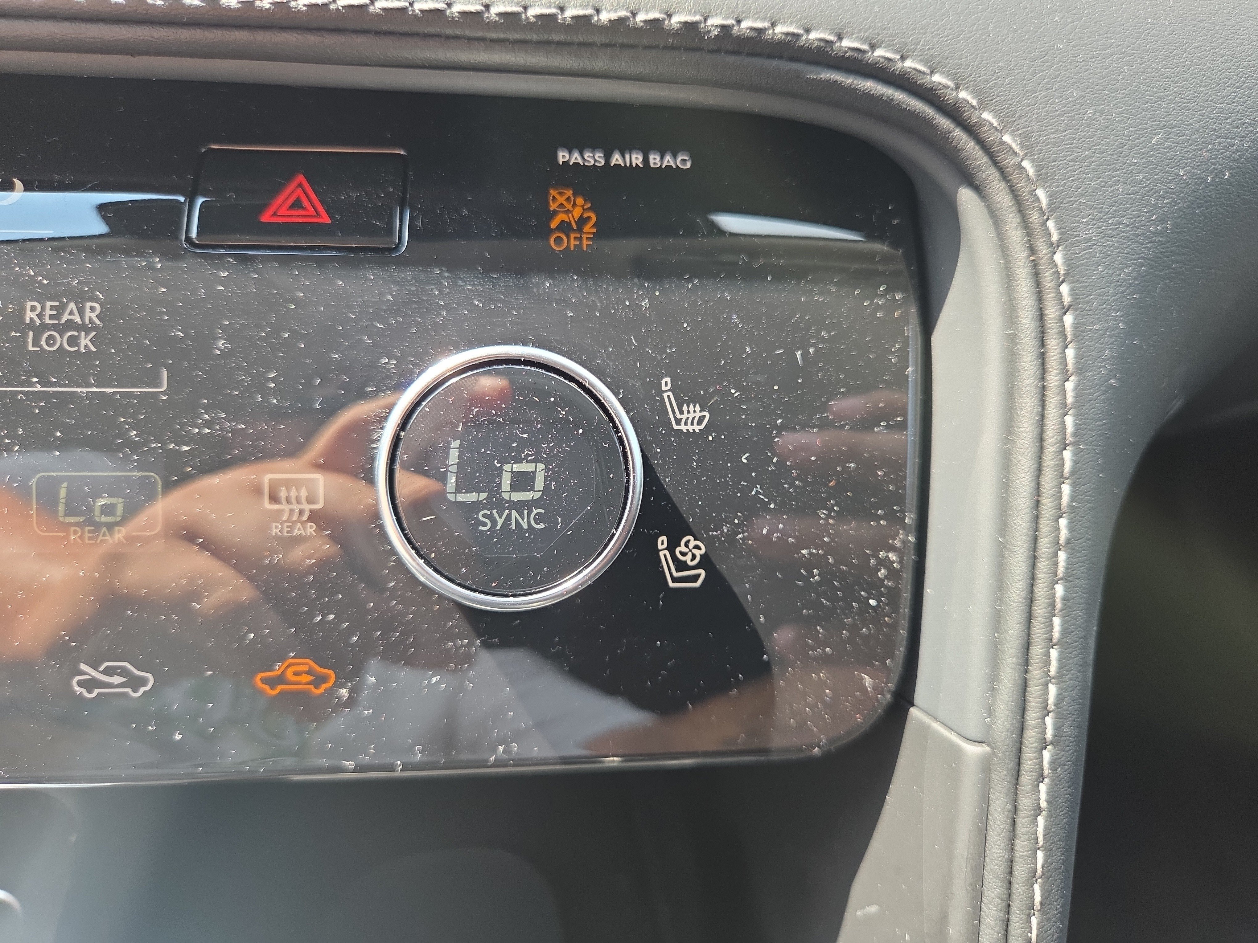 Used 2027 INFINITI QX60 Luxe w/ Cargo Package FWD image 14