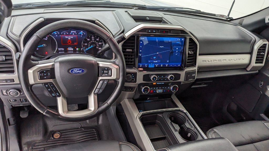 Used 2022 Ford F250 Lariat w/ Lariat Ultimate Package AWD/4WD image 3