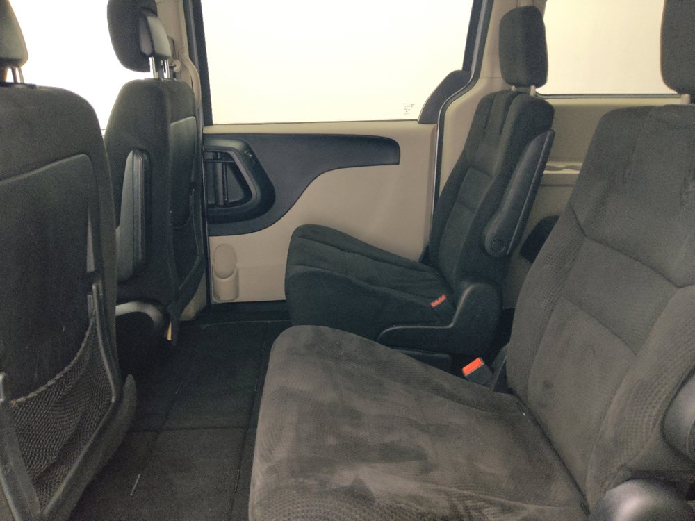 Used 2014 Dodge Grand Caravan SXT FWD image 18