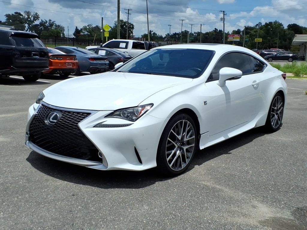 Used 2016 Lexus RC 200t RWD image 3