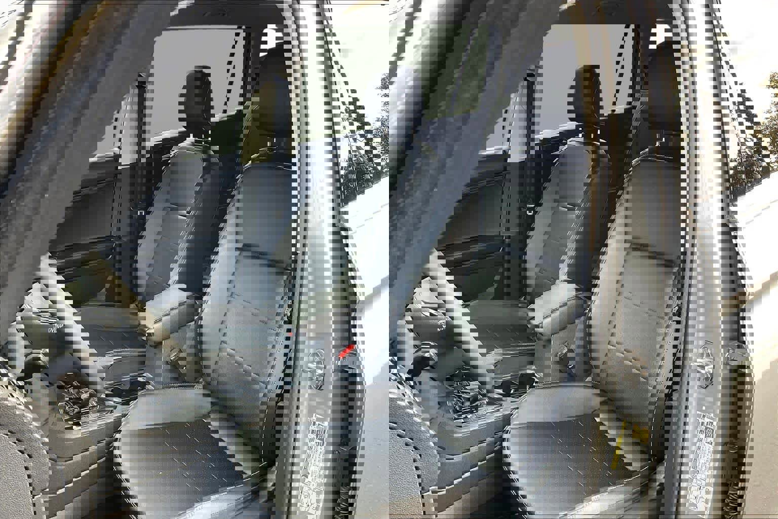 Used 2021 Volkswagen Tiguan SE image 7