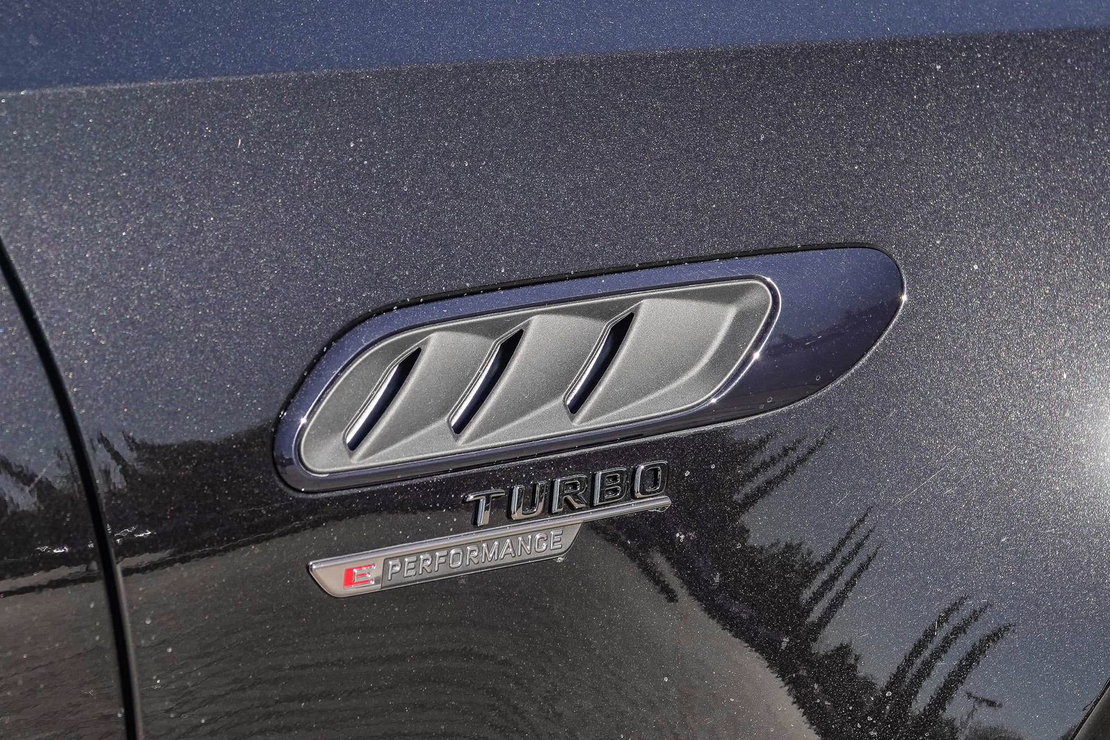 New 2024 Mercedes-Benz C 63 AMG S image 11