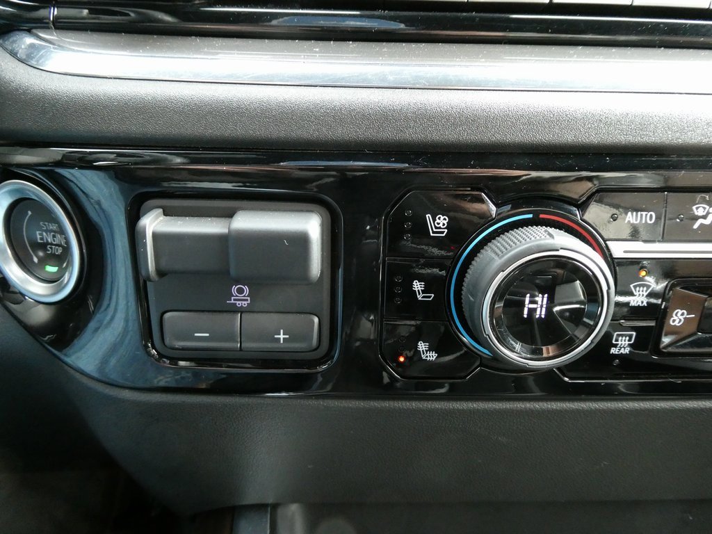 Certified 2023 Chevrolet Silverado 1500 High Country w/ Z71 Off-Road Package image 28