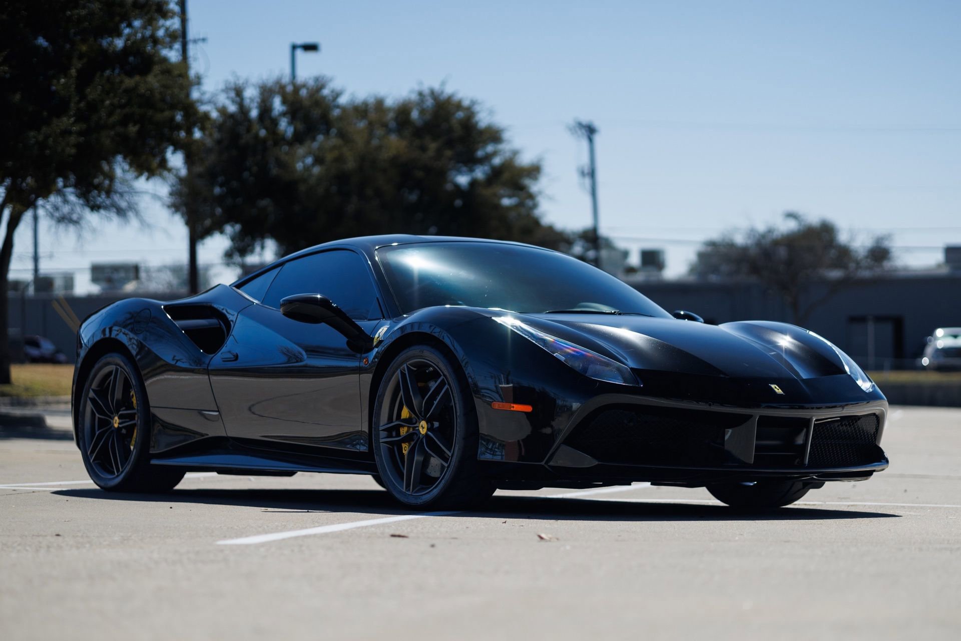 Used 2017 Ferrari 488 GTB image 3