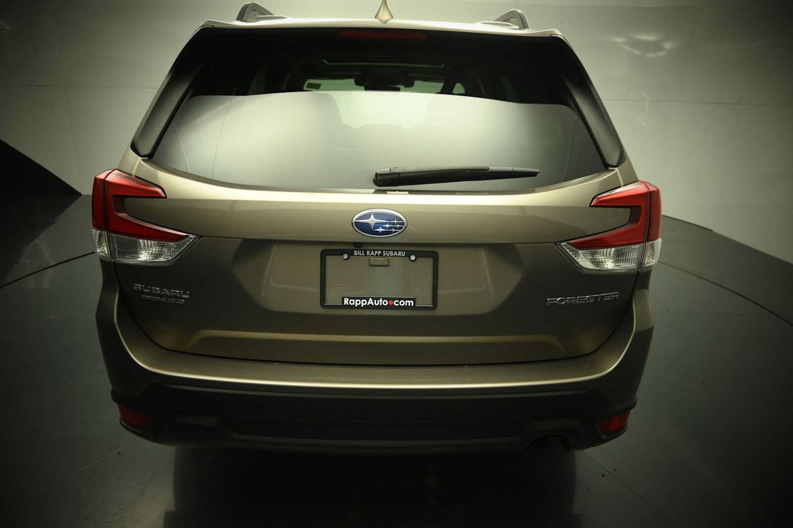 Used 2019 Subaru Forester Premium AWD/4WD image 5