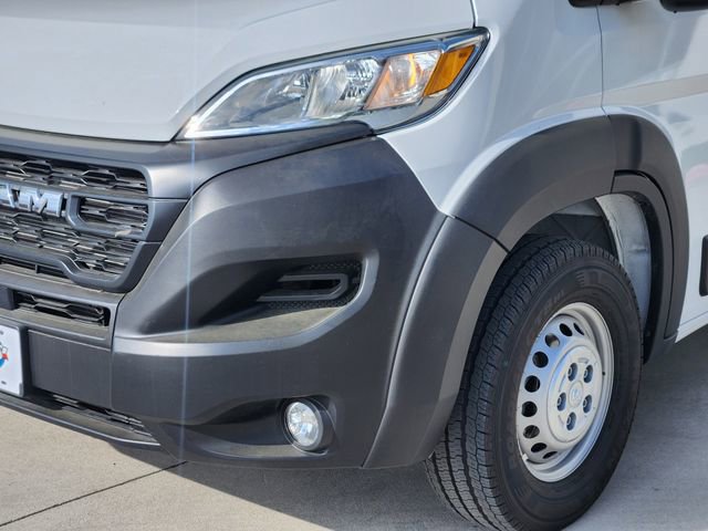 Used 2025 RAM ProMaster 2500 w/ Convenience Group image 9