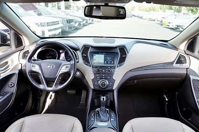 Used 2017 Hyundai Santa Fe Sport w/ 2.4L Tech Package 04 FWD image 20