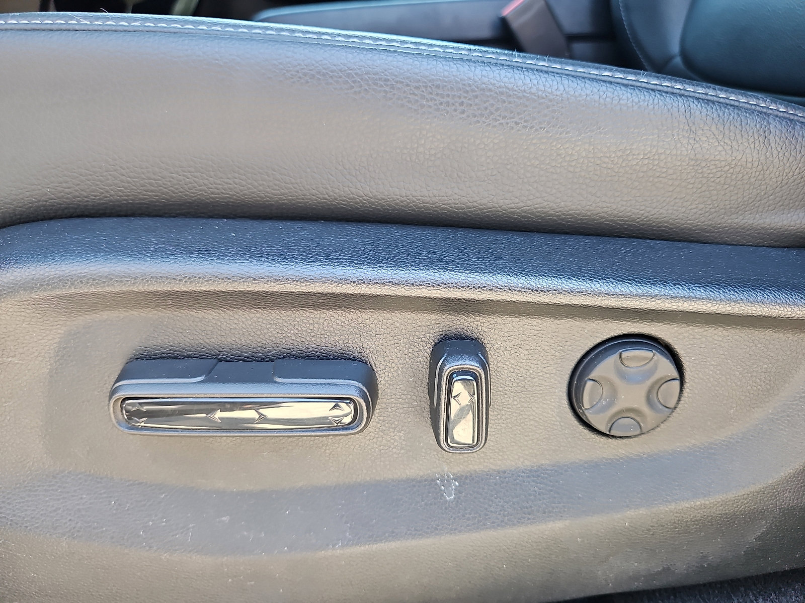 Used 2023 Honda Odyssey Touring image 17