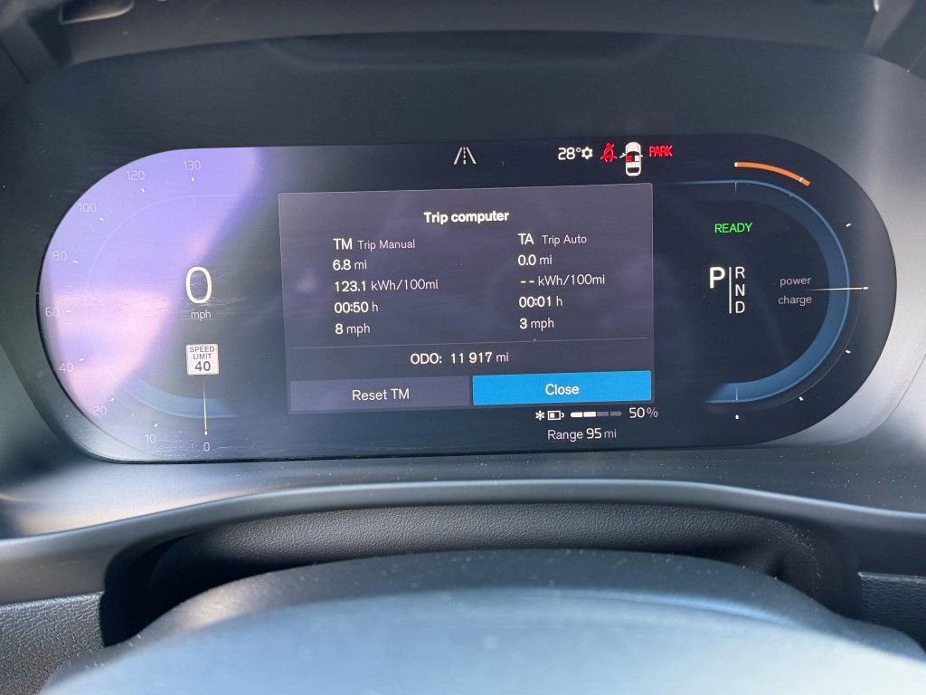 Used 2023 Volvo XC40 Recharge Ultimate image 30