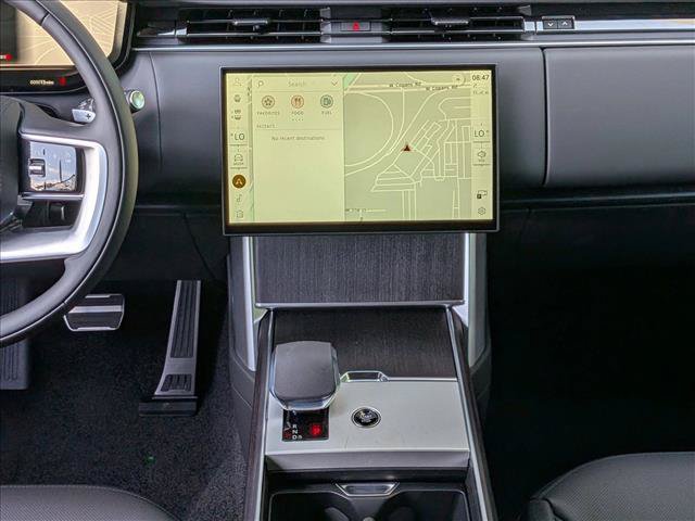 New 2026 Land Rover Range Rover Long Wheelbase SE AWD/4WD image 11
