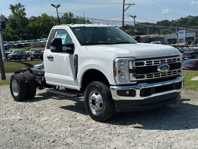 New 2026 Ford F350 XL w/ XL Chrome Package AWD/4WD image 26