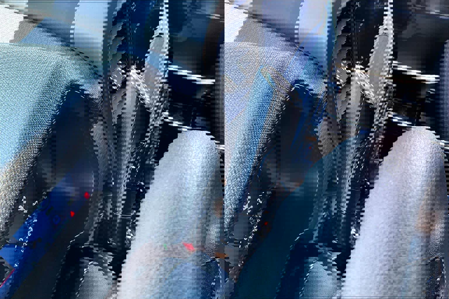 Used 2025 Ford F150 STX w/ Equipment Group 201A FX4 AWD/4WD image 15