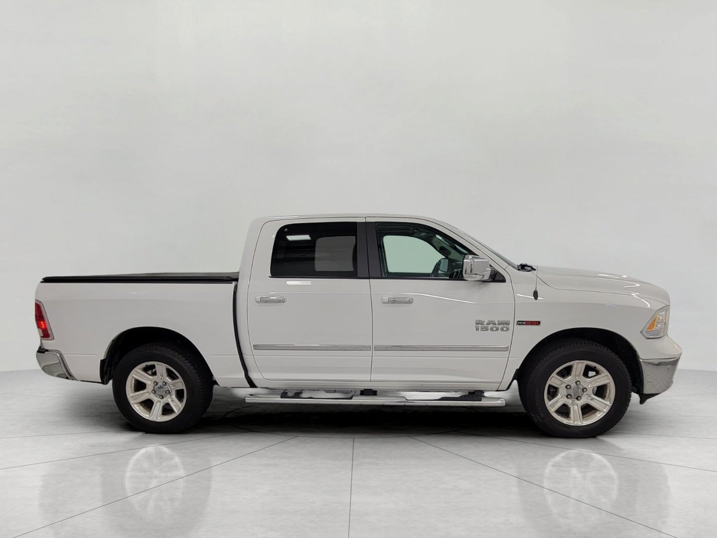 Used 2014 RAM 1500 Limited AWD/4WD image 12
