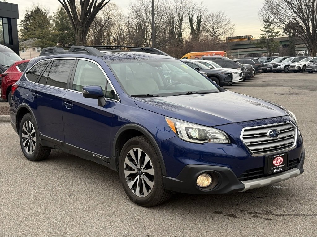 Used 2015 Subaru Outback 3.6R Limited image 3
