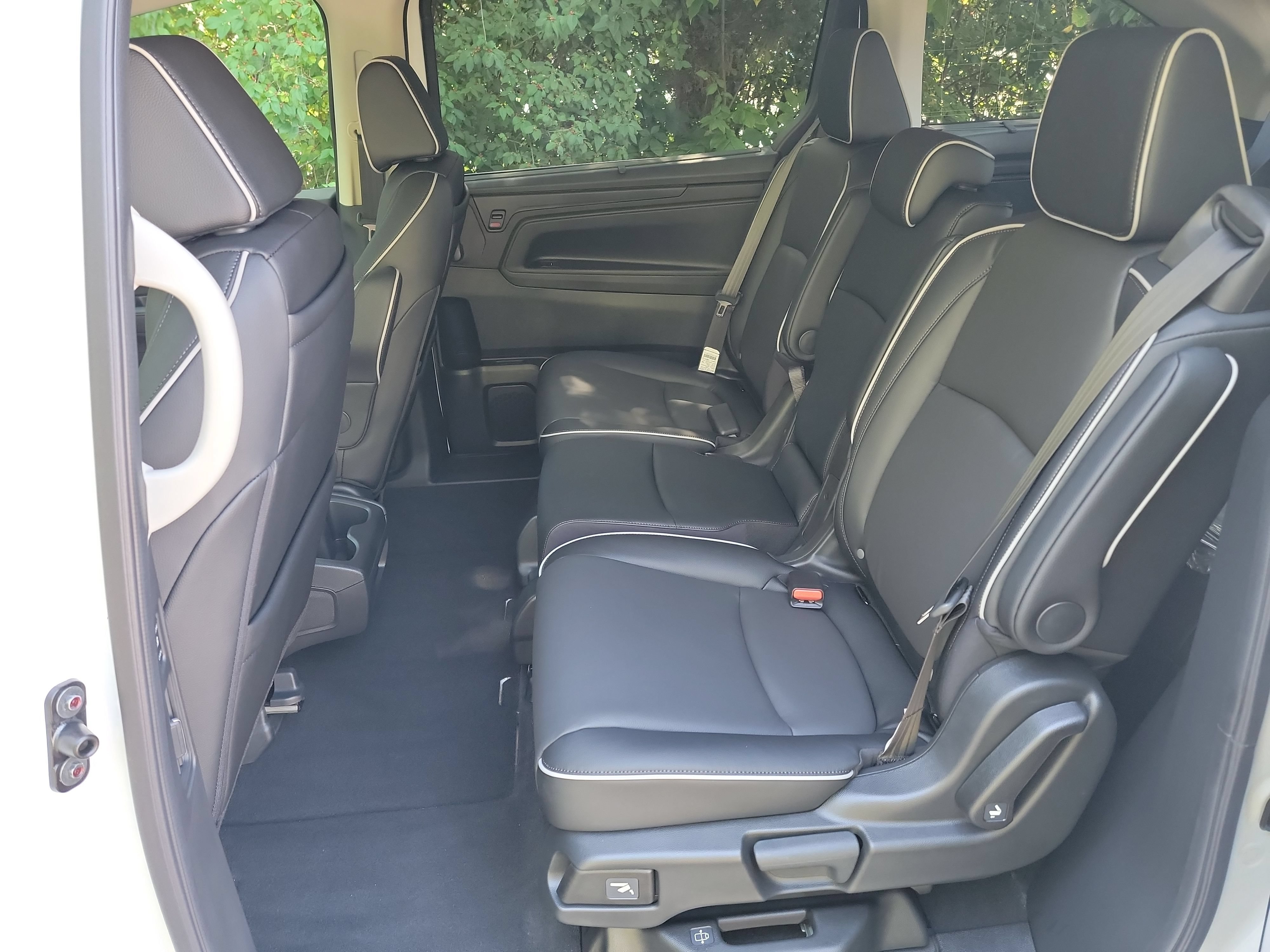 New 2027 Honda Odyssey Touring image 28