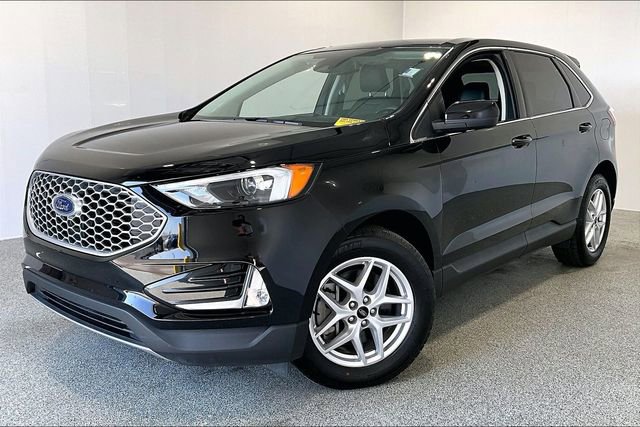 Used 2024 Ford Edge SEL w/ Convenience Package AWD/4WD image 3