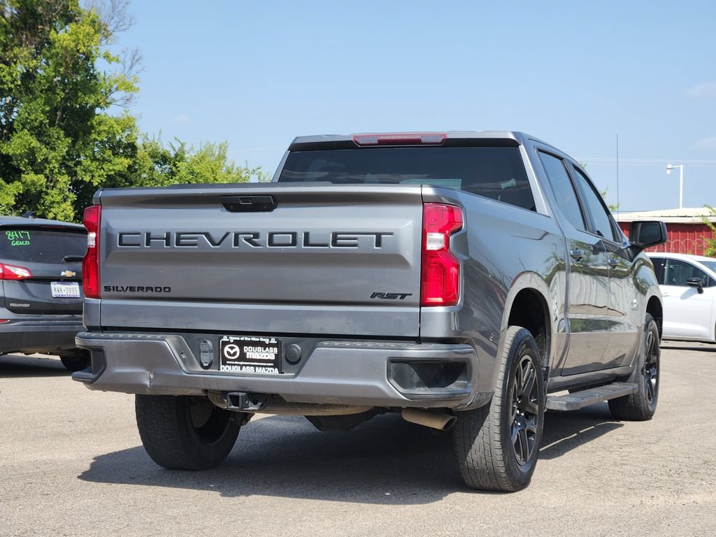 Used 2021 Chevrolet Silverado 1500 RST w/ LPO, Blackout Package RWD image 4