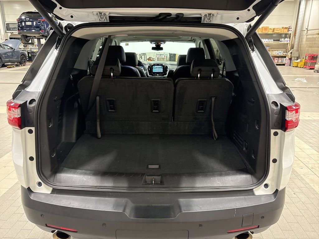 Used 2019 Chevrolet Traverse LT w/ LT Premium Package image 15