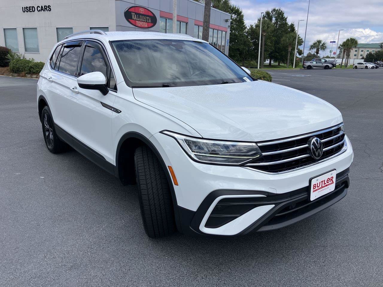 Used 2024 Volkswagen Tiguan SE FWD image 7