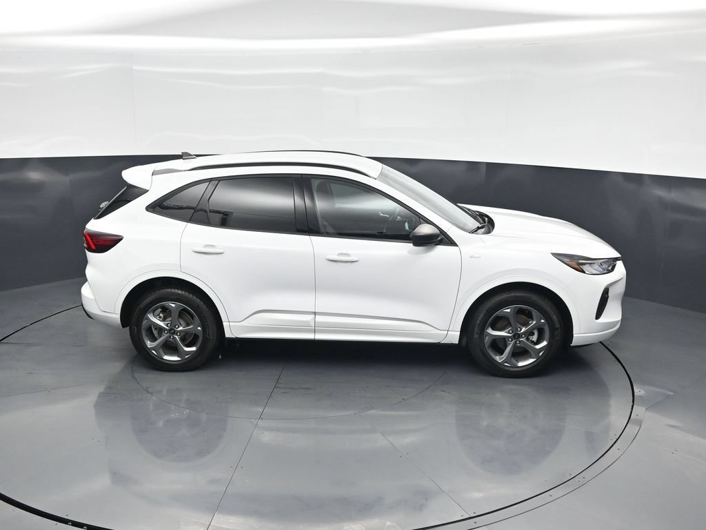 Certified 2023 Ford Escape ST-Line w/ Tech Pack #1 AWD/4WD image 49