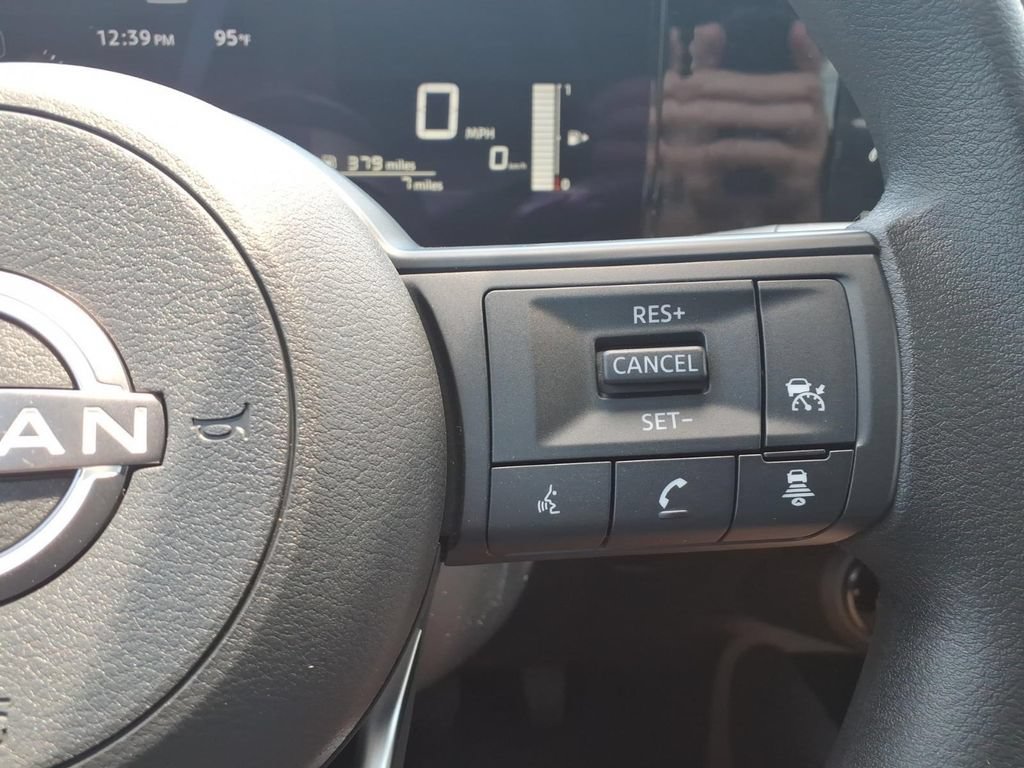New 2026 Nissan Kicks SV w/ SV Premium Package FWD image 18