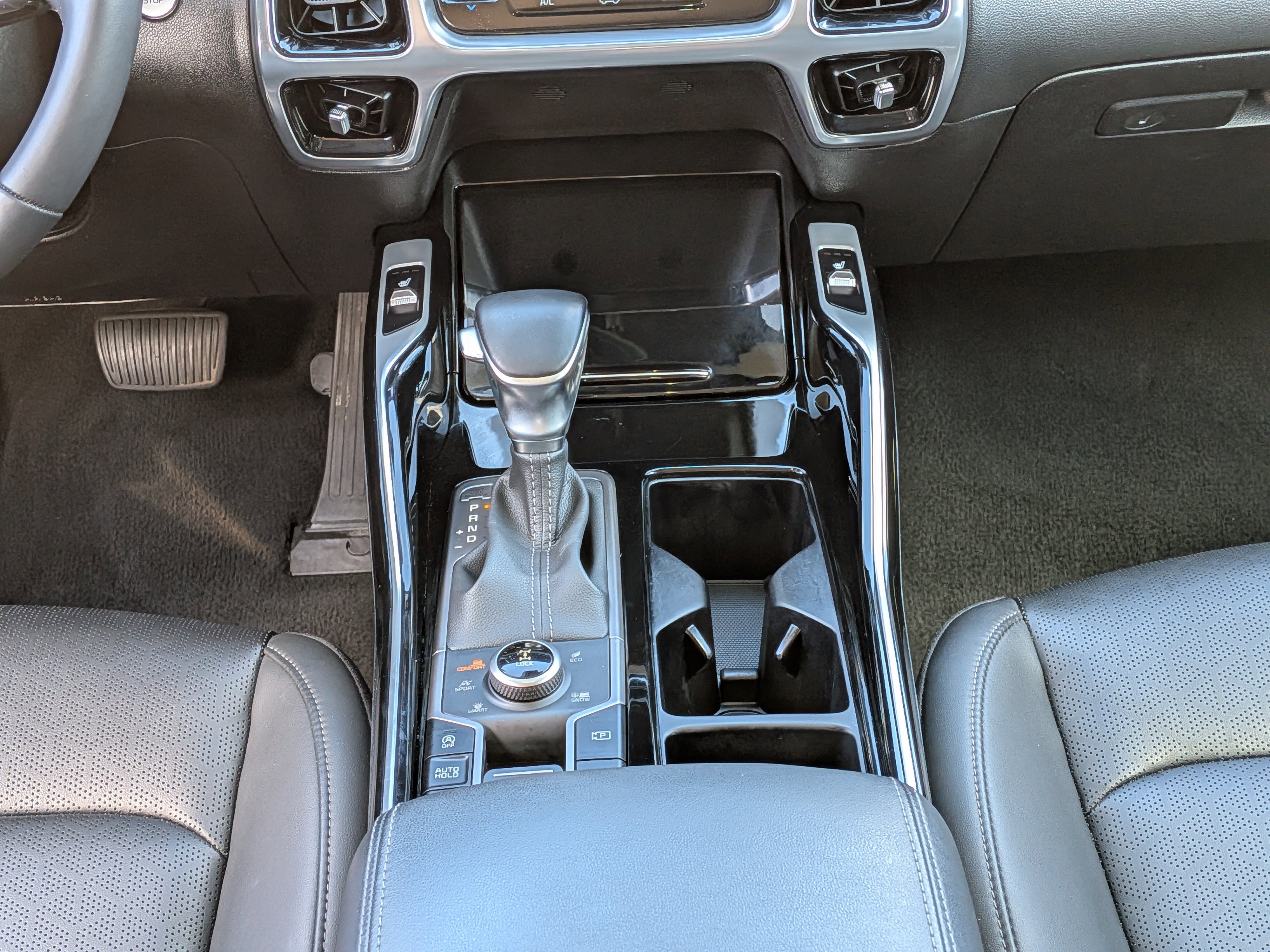 Used 2023 Kia Sorento SX image 25