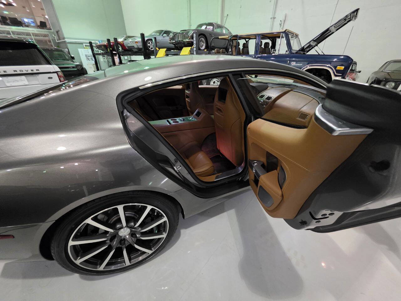 Used 2015 Aston Martin Rapide S image 74