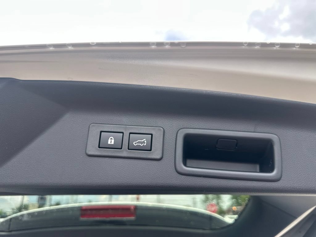 New 2026 Subaru Forester Limited AWD/4WD image 32
