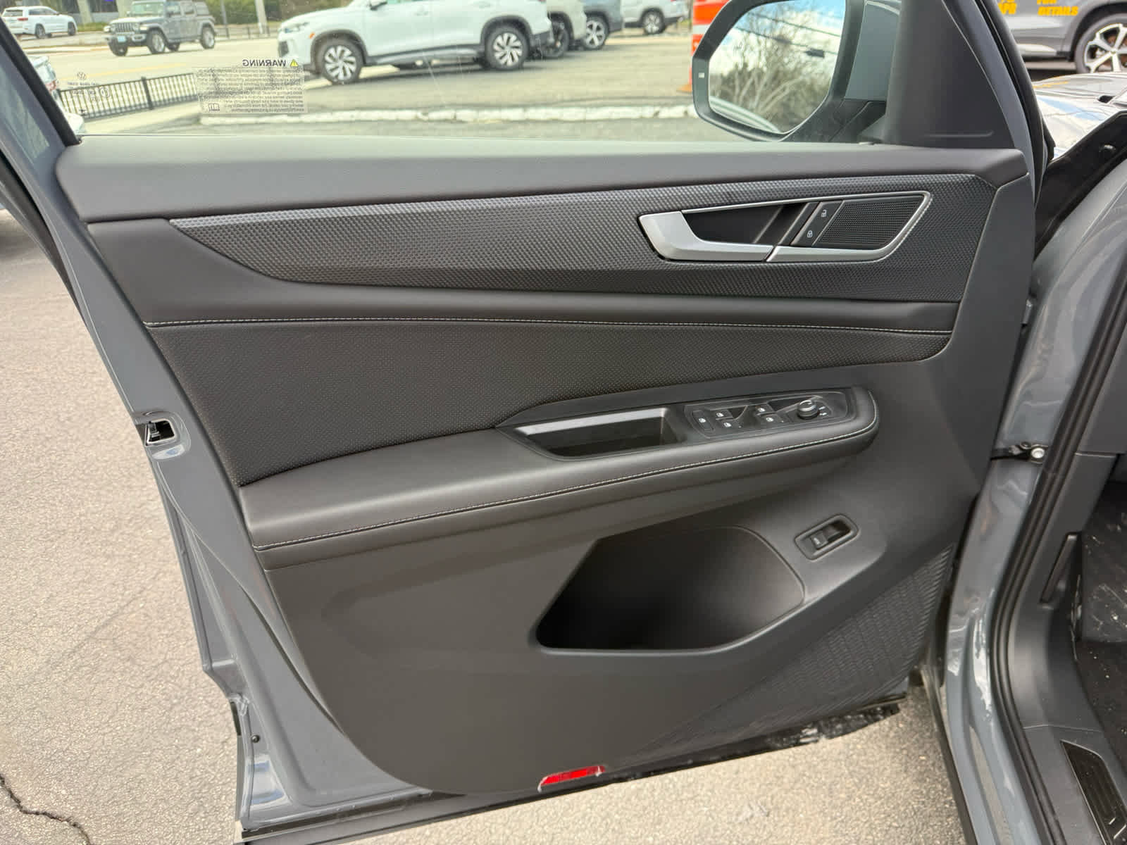 New 2026 Volkswagen Atlas Cross Sport SEL image 15