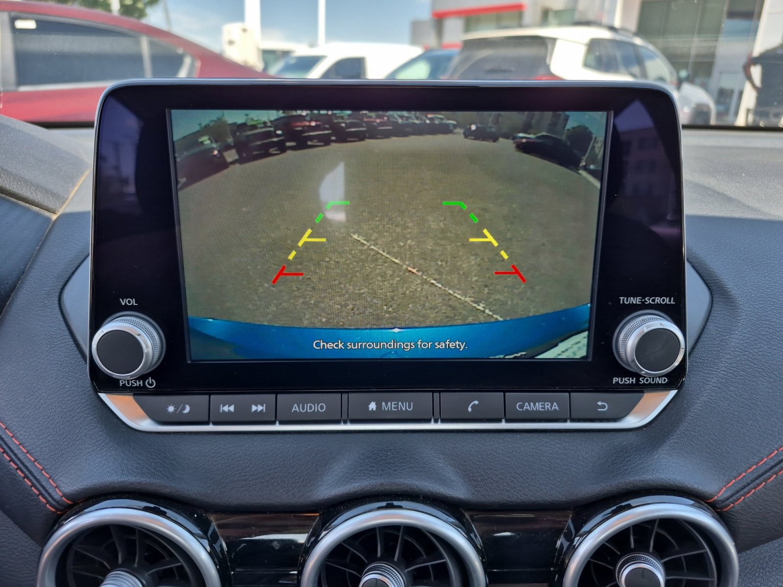 Used 2025 Nissan Sentra SR FWD image 30