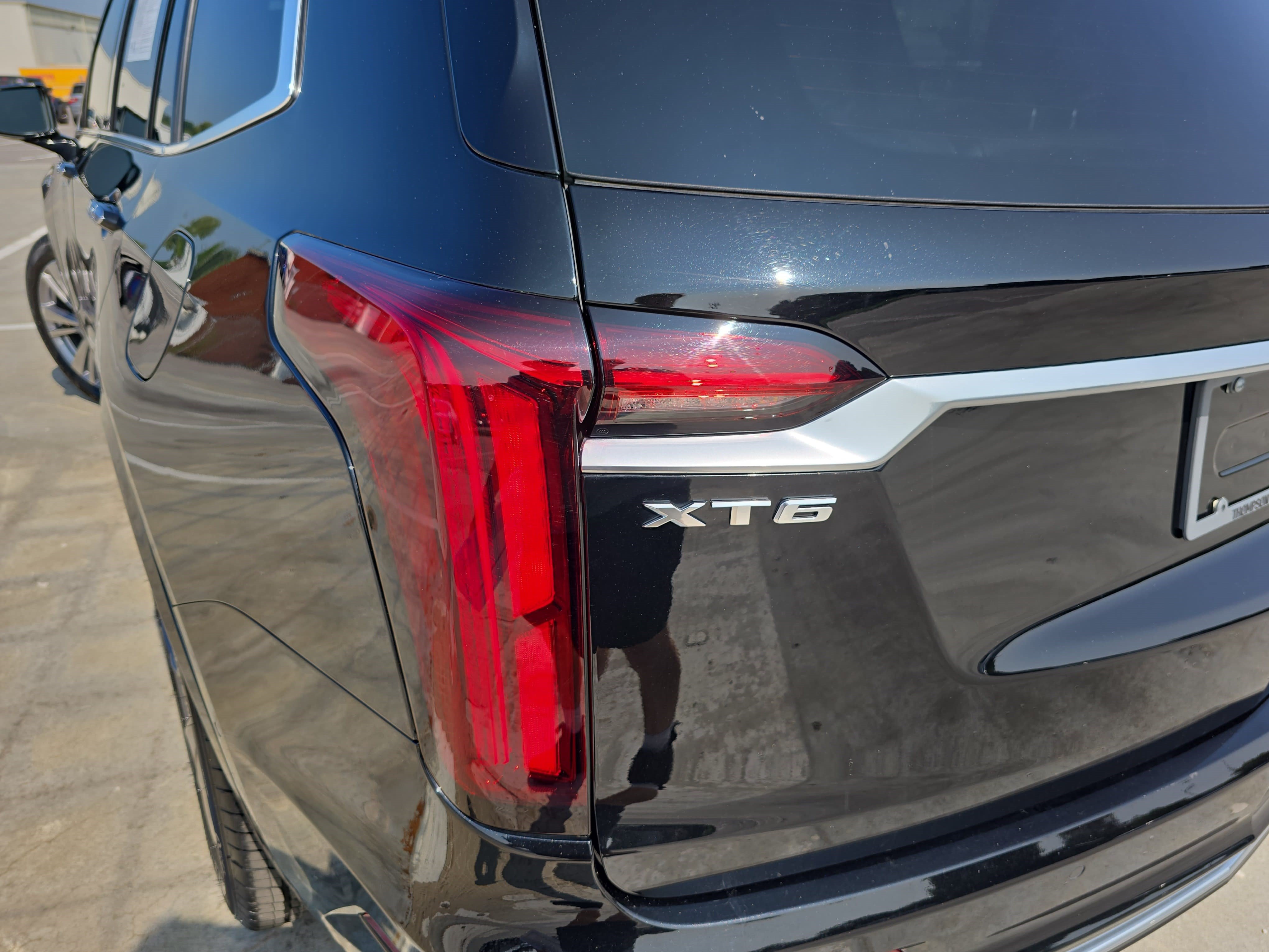 Used 2024 Cadillac XT6 Premium Luxury w/ Platinum Package FWD image 36