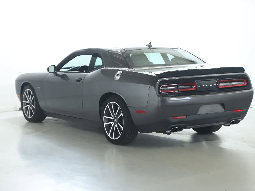 Used 2023 Dodge Challenger R/T w/ Cold Weather Group RWD image 39