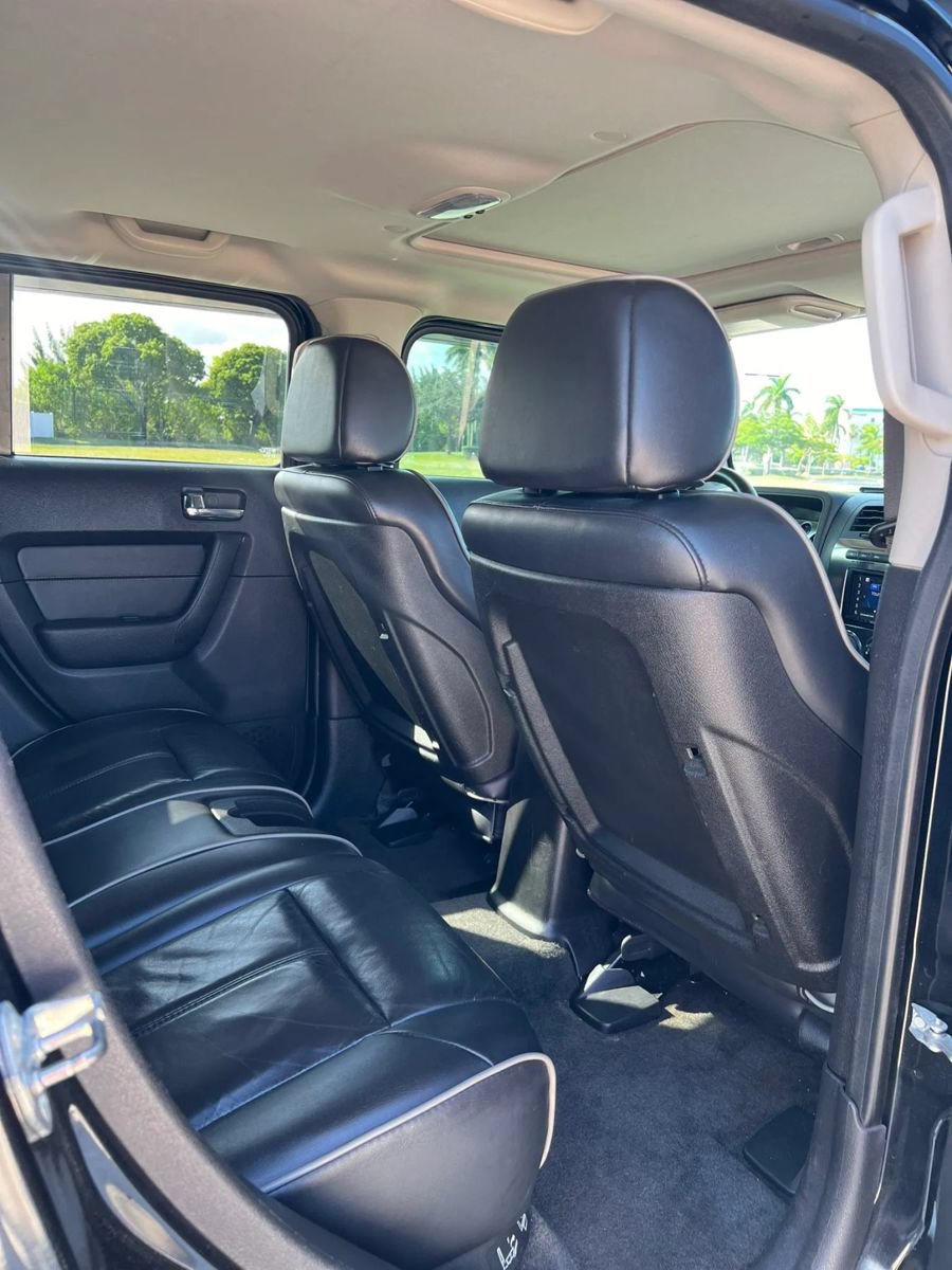 Used 2007 HUMMER H3 AWD/4WD image 13