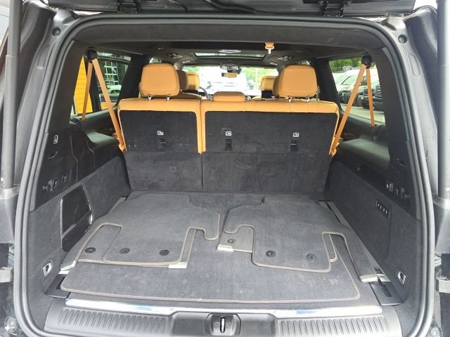 Certified 2025 Jeep Grand Wagoneer L Series III w/ Rear Seat Video Group 1 AWD/4WD image 34