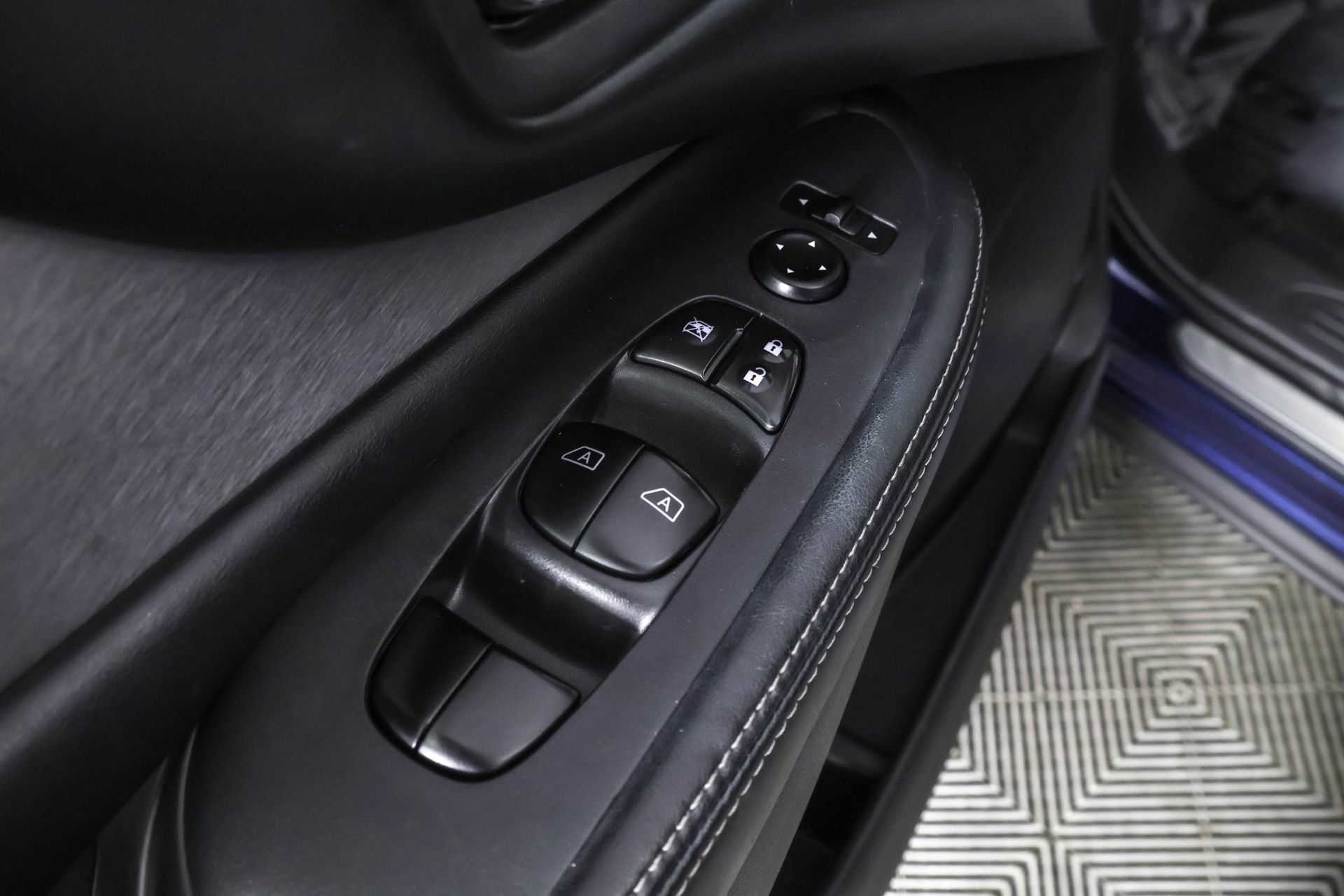 Used 2019 Nissan Murano S image 34