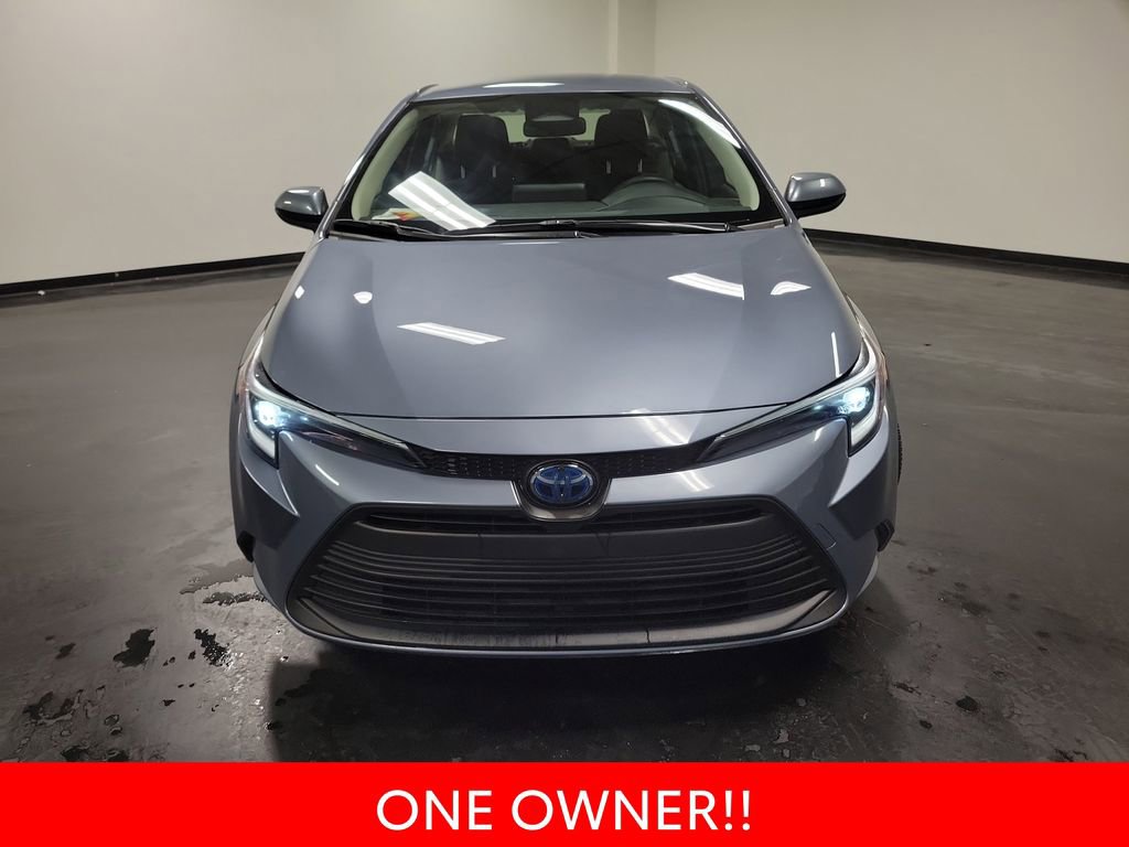 Used 2024 Toyota Corolla LE image 3