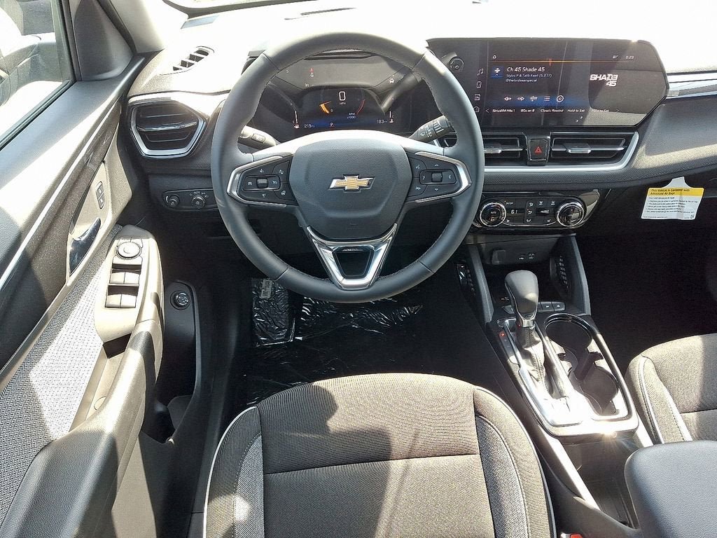 New 2026 Chevrolet TrailBlazer LT w/ Convenience Package FWD image 8