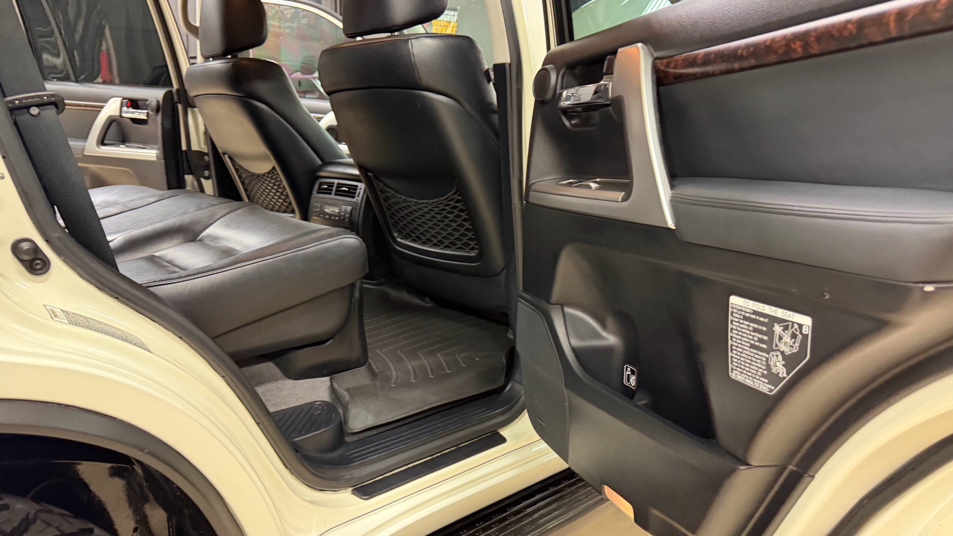 Used 2014 Toyota Land Cruiser AWD/4WD image 29