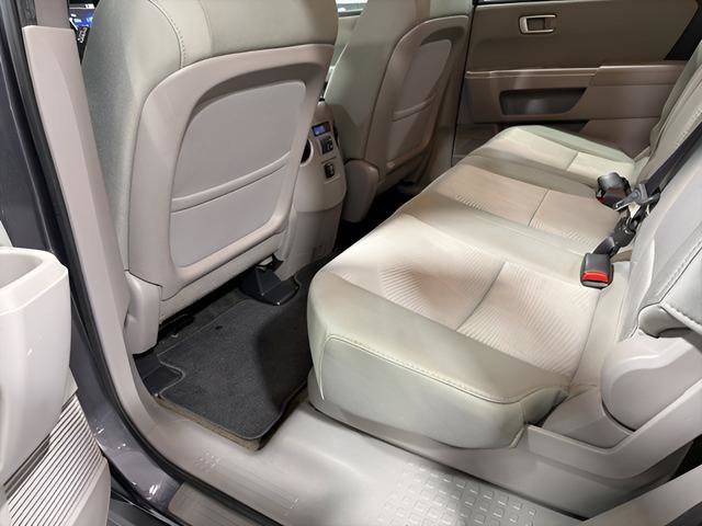 Used 2014 Honda Pilot LX image 27