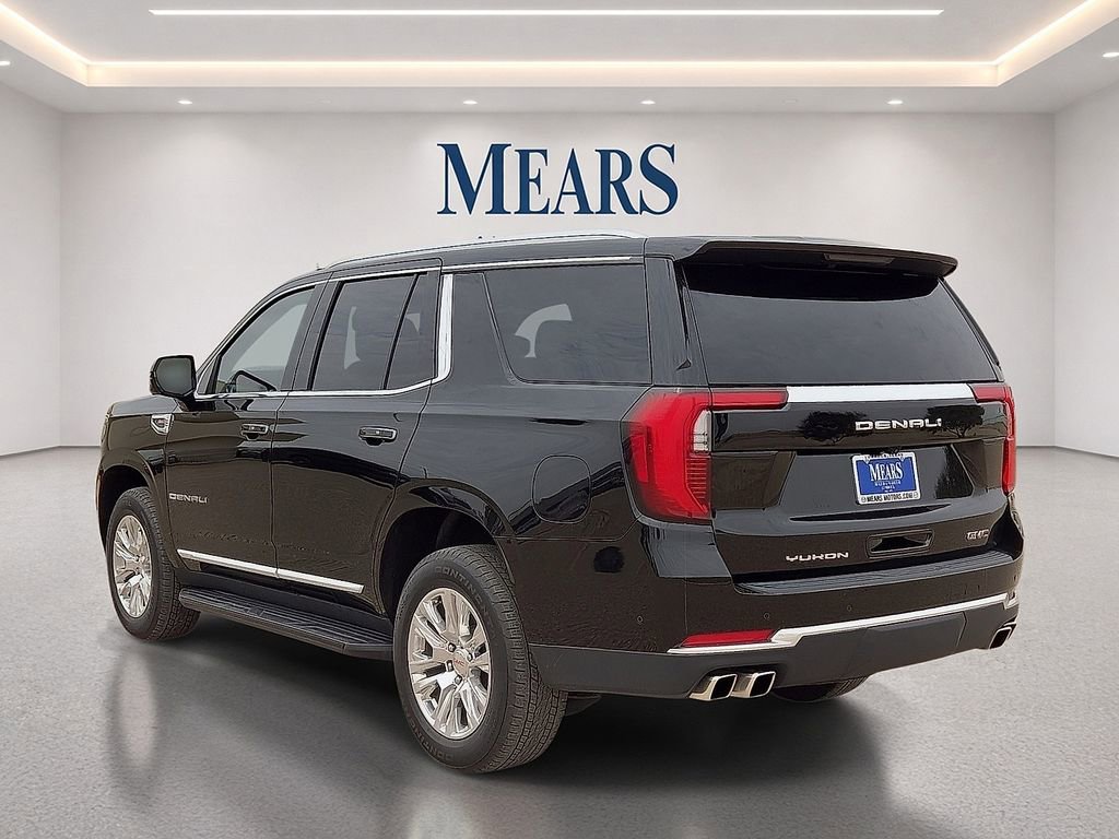 Used 2025 GMC Yukon Denali AWD/4WD image 3