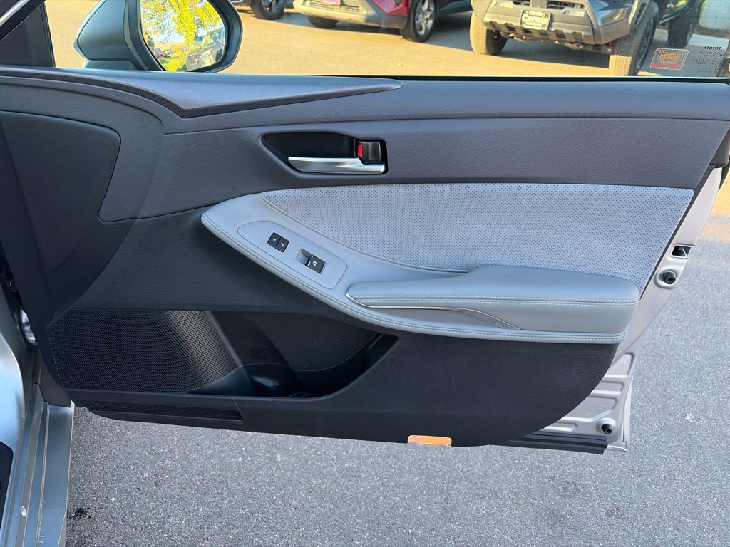 Used 2019 Toyota Avalon XSE w/ Carpet Mat Package FWD image 12