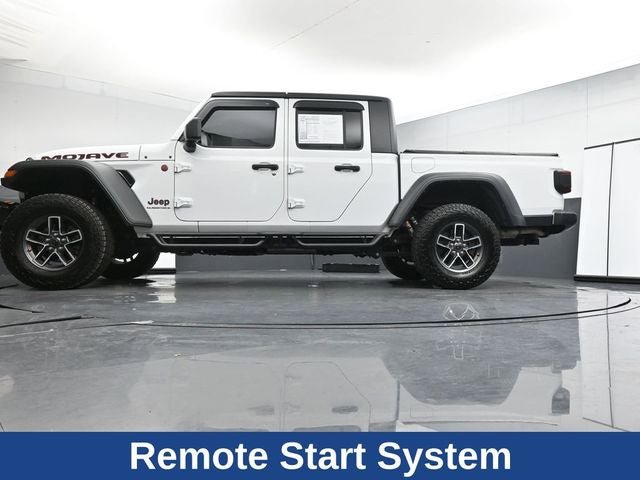 Used 2024 Jeep Gladiator Mojave w/ Technology Group AWD/4WD image 31