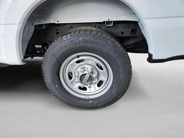 New 2025 Ford F250 XL w/ XL Chrome Package RWD image 10