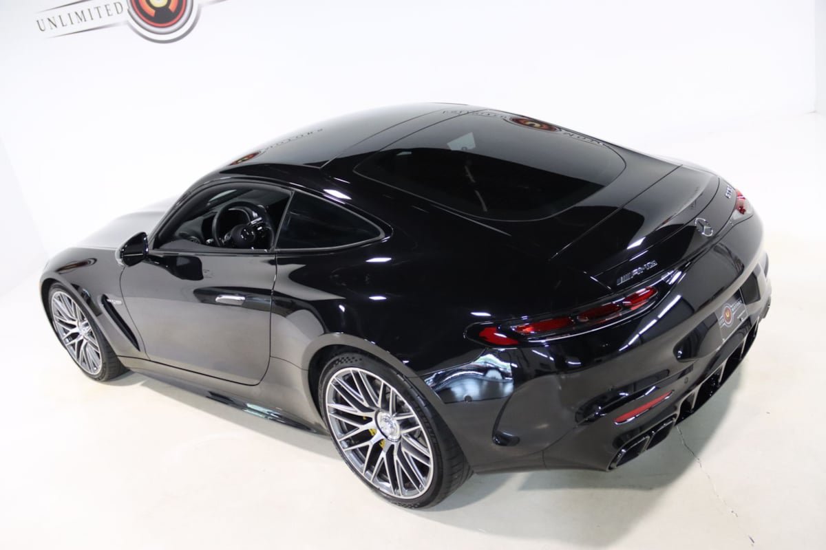 Used 2025 Mercedes-Benz AMG GT 63 image 29