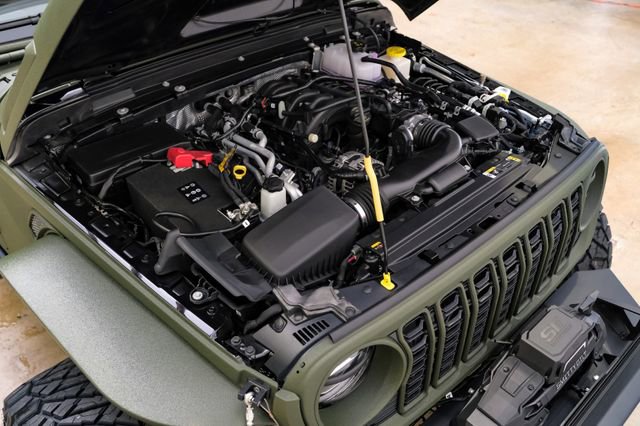 Used 2025 Jeep Gladiator Sport AWD/4WD image 81