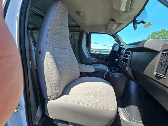 New 2026 Chevrolet Express 2500 w/ Driver Convenience Package RWD image 22