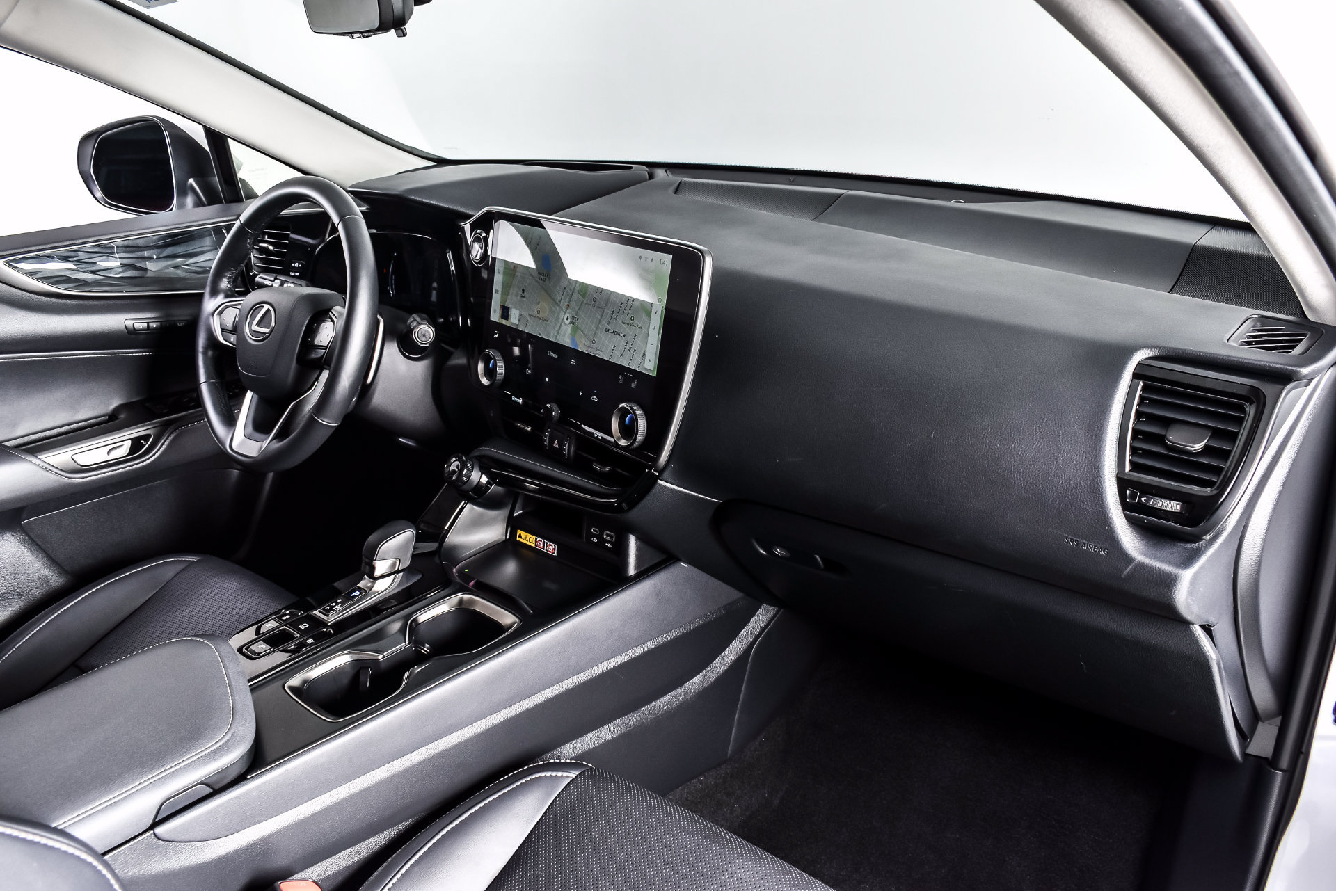 Used 2025 Lexus NX 350h AWD w/ Accessory Package (2T) image 21